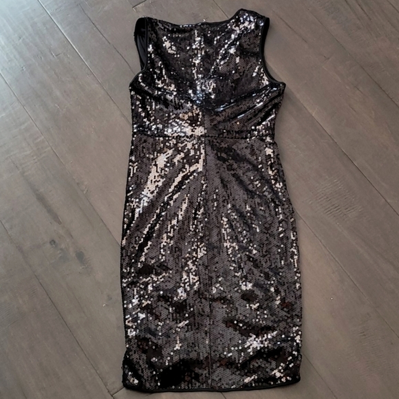 NWT AQUA Sequin Twist Front Mini Cocktail Dress Small - Picture 4 of 5